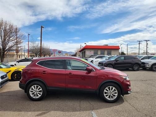 2020 Nissan Rogue Sport SV
