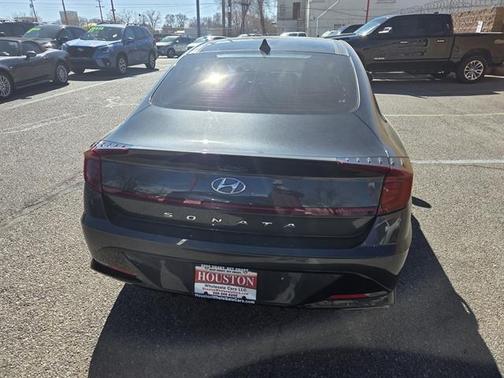 2022 Hyundai SONATA SEL