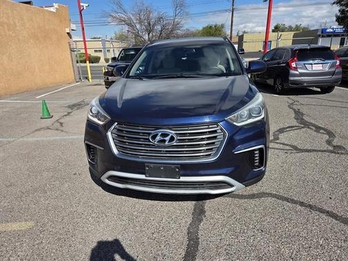 2017 Hyundai SANTA FE SE