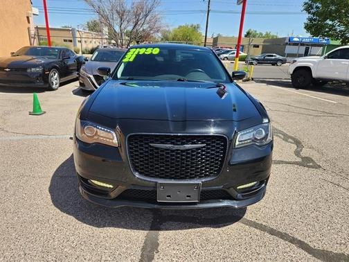 2021 Chrysler 300 Touring