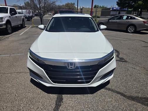 White 2019 Honda Accord EX-L