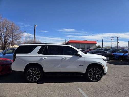 2025 Chevrolet Tahoe RST