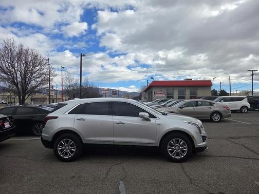 2020 Cadillac XT5 Premium Luxury