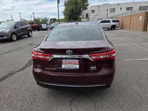 2015 Toyota Avalon Hybrid XLE Premium