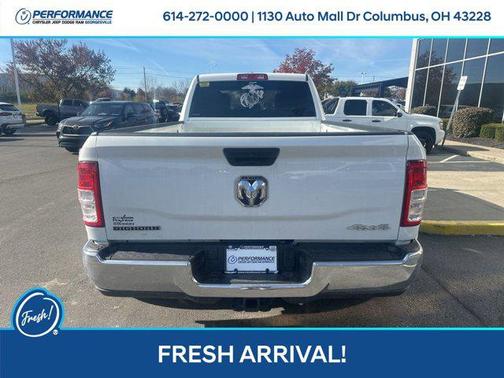 2022 RAM 3500 Big Horn Crew Cab 4x4 8' Box