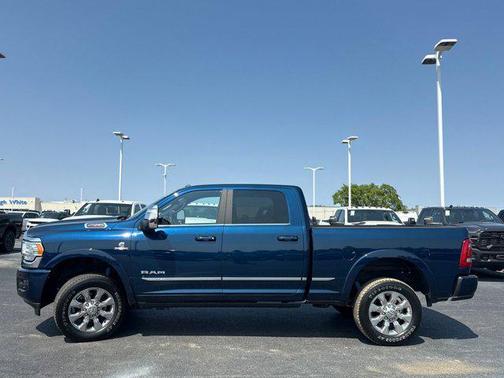2024 RAM 2500 Limited Crew Cab 4x4 6'4' Box