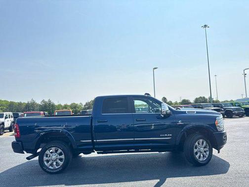 2024 RAM 2500 Limited Crew Cab 4x4 6'4' Box