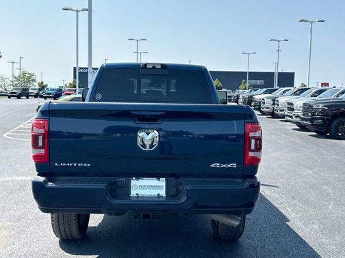 2024 RAM 2500 Limited Crew Cab 4x4 6'4' Box