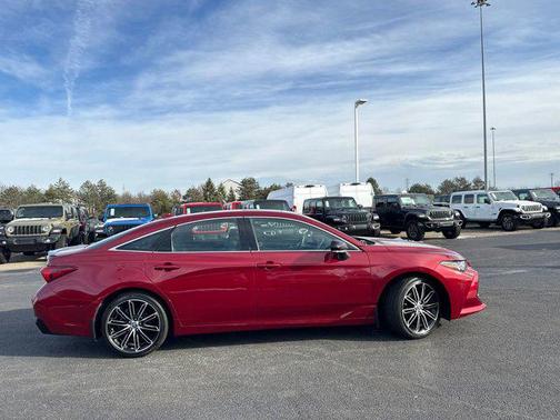 2021 Toyota Avalon XSE