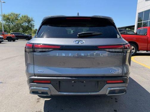 2022 INFINITI QX60 Luxe