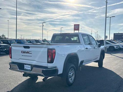 2024 GMC Sierra 2500 Pro