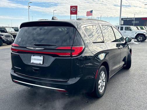 2021 Chrysler Pacifica Touring
