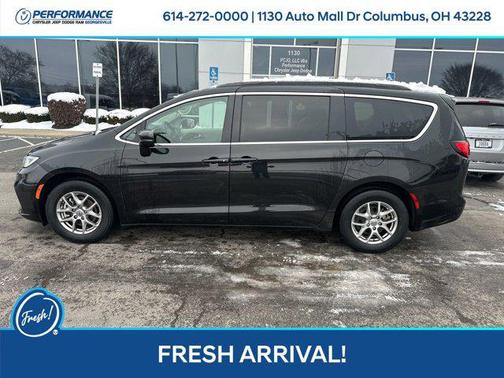 2021 Chrysler Pacifica Touring