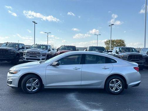 2022 Chevrolet Malibu 1LS