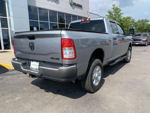 2024 RAM 2500 Tradesman Crew Cab 4x4 6'4' Box