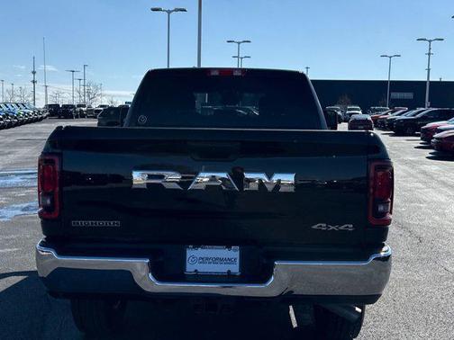 2025 RAM 2500 Big Horn Crew Cab 4x4 6'4' Box