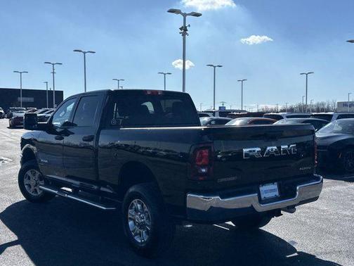 2025 RAM 2500 Big Horn Crew Cab 4x4 6'4' Box