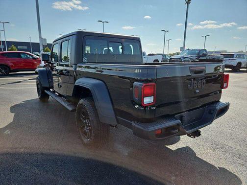 2025 Jeep Gladiator Sport