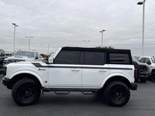 2022 Ford Bronco Outer Banks
