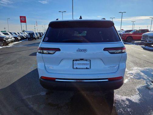 2025 Jeep Grand Cherokee L Laredo