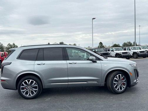 2024 Cadillac XT6 Sport AWD