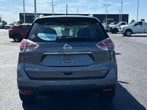 2015 Nissan Rogue S