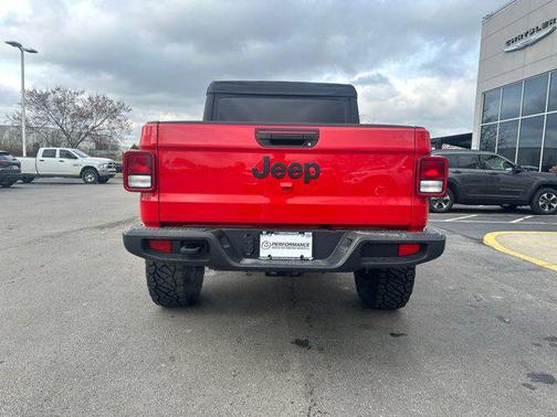 2025 Jeep Gladiator Sport S