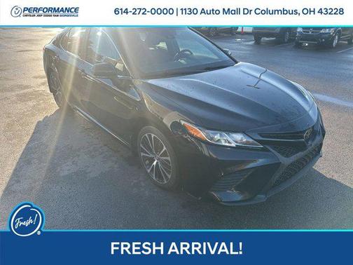 2020 Toyota Camry SE