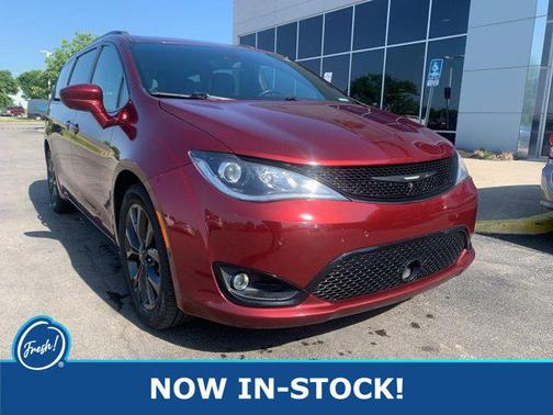 2020 Chrysler Pacifica Touring-L Plus