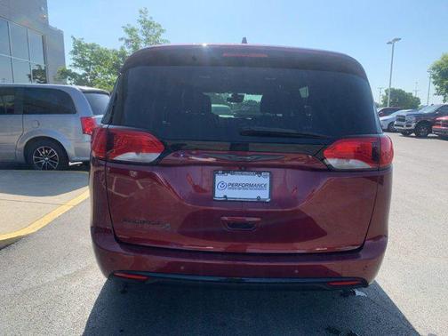2020 Chrysler Pacifica Touring-L Plus