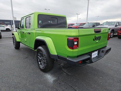 2026 Jeep Gladiator Sport S