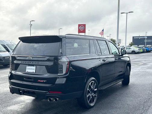 2025 Chevrolet Suburban RST