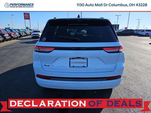 Bright White Clearcoat 2026 Jeep Grand Cherokee Limited