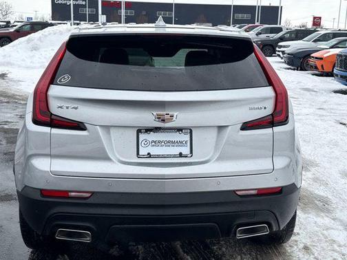 2020 Cadillac XT4 Luxury