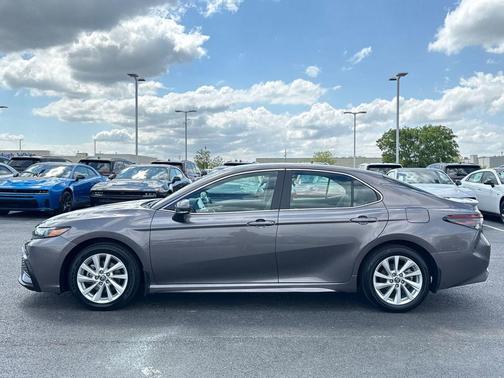 Gray 2024 Toyota Camry SE