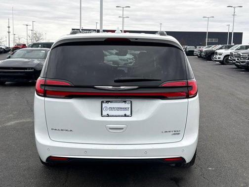 2022 Chrysler Pacifica Limited