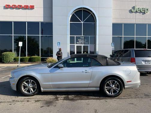 2014 Ford Mustang V6 Premium