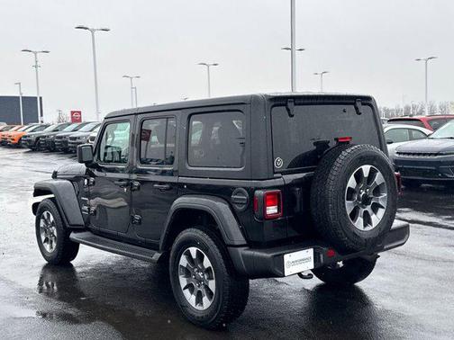 2023 Jeep Wrangler 4-Door Sahara 4x4
