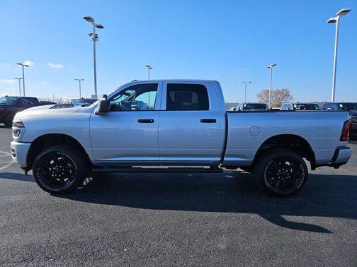 2026 RAM 2500 Black Express 4x4 Crew Cab 6'4' Box