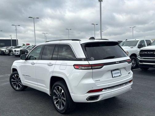 2023 Jeep Grand Cherokee Overland