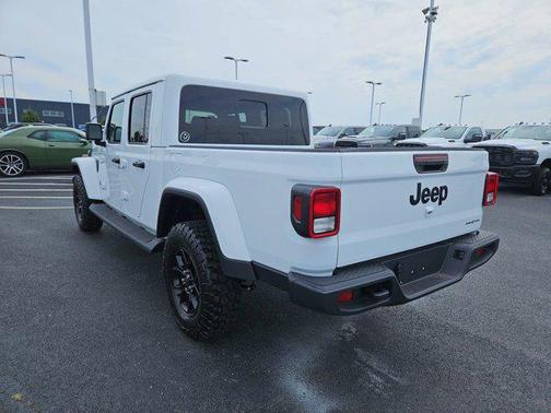 2025 Jeep Gladiator High Tide