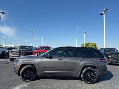 2022 Jeep Grand Cherokee 4xe Summit