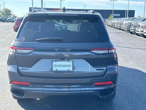 2022 Jeep Grand Cherokee 4xe Summit