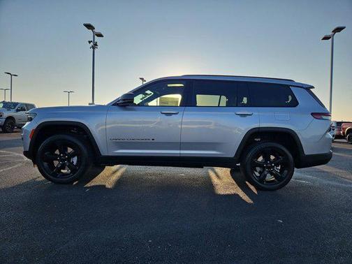 2025 Jeep Grand Cherokee L Altitude
