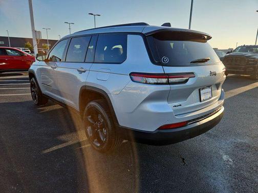 2025 Jeep Grand Cherokee L Altitude