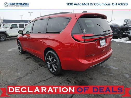 2026 Chrysler Pacifica L