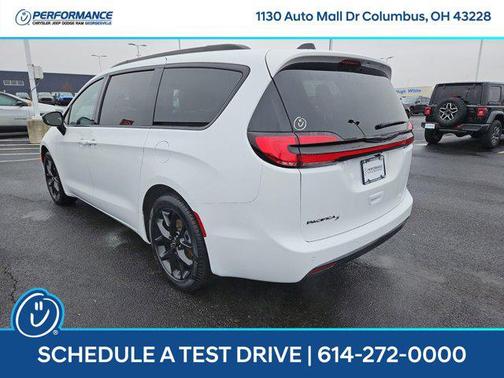 2026 Chrysler Pacifica L