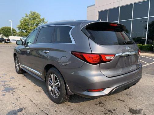 2016 INFINITI QX60 Base