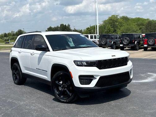 2024 Jeep Grand Cherokee Altitude