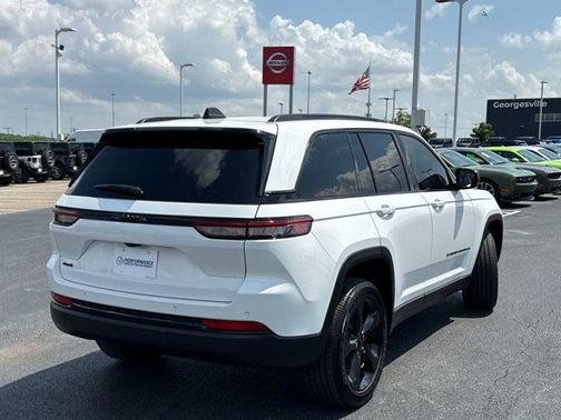 2024 Jeep Grand Cherokee Altitude